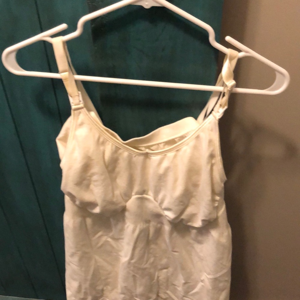 Medea nursing tank